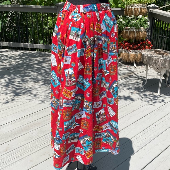 Vintage 90s does 50s Novelty Print Moose Mountie Horse Canada Print Aline Skirt - Picture 2 of 10